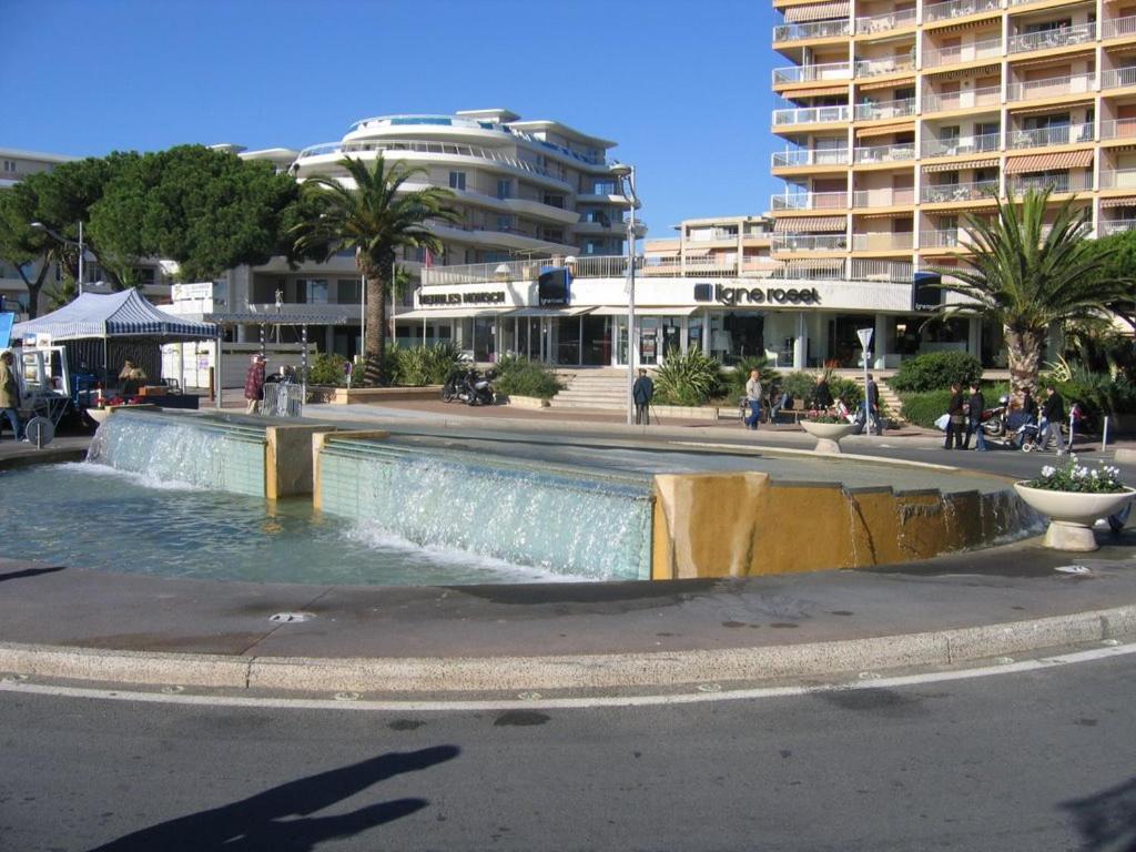 Appartamento Fréjus plage Esterno foto