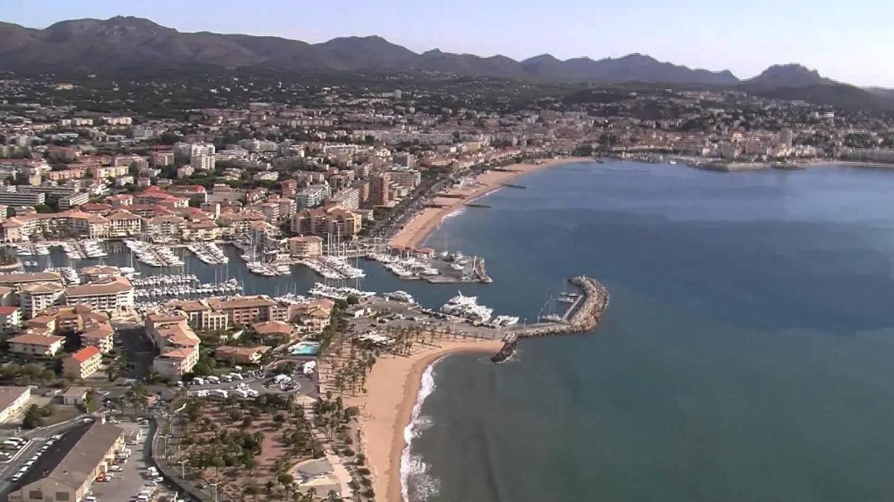 Appartamento Fréjus plage Esterno foto